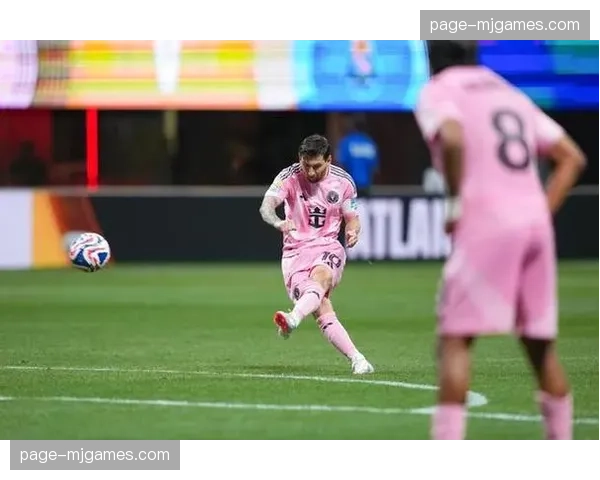 美因茨阿米里小禁区钩射破门，汉堡法比奥·维埃拉任意球扳平