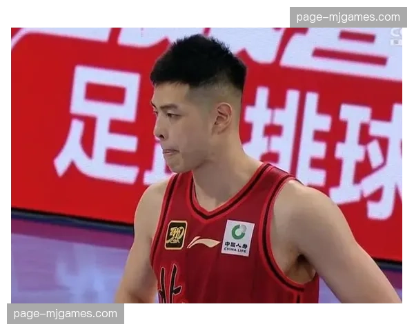 北京首钢核心方硕脚踝扭伤，预计缺席两周